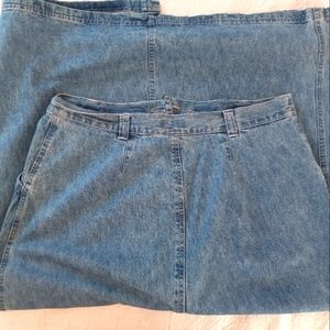 Frenchcuff long denim skirt.